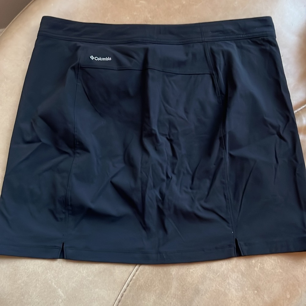 Columbia Omni-Shield sport skort - Picture 2 of 5